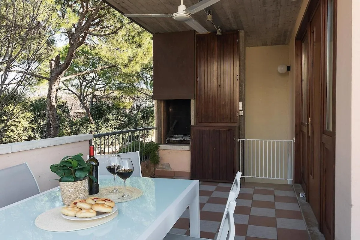 شقة Attic View Pool And Garage ديسينسانو ديل غاردا إيطاليا